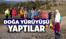 İSTANBUL'DAN GELİP CAMİLİYAYLA KÖYÜNDE DOĞA YÜRÜYÜŞÜ YAPTILAR