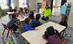 JANDARMA VE EMNİYETTEN TRAFİK BİLİNCİ ÇALIŞMASI