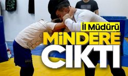 İL MÜDÜRÜ DEMİR, GÜREŞÇİLERLE MİNDERE ÇIKTI