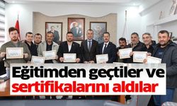 ANA ARI YETİŞTİRİCİLİĞİ EĞİTİMİ ALAN 33 ARICI SERTİFİKALARINI ALDI