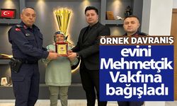 JANDARMA VAKFI'NA ANLAMLI BAĞIŞ