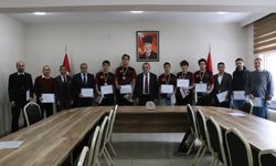 KAYMAKAM ÖZTÜRK: "GENÇLERİMİZİN HER ALANDA YANINDA OLMAYA VE ONLARI DESTEKLEMEYE DEVAM EDECEĞİZ"