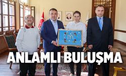 ÖZEL İHTİYAÇLI BİREYLER VALİ SÖZER'LE BİR ARAYA GELDİ