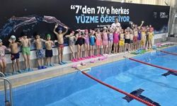 YÜZME ANTRENMANLARI PERFORMANS ODAKLI SÜRÜYOR