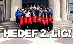 SÖĞÜT SPOR VOLEYBOL TAKIMI'NI MAKAMINDA KABUL ETTİ