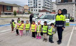 ÖĞRENCİLERE TRAFİK EĞİTİMİ