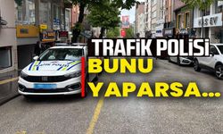 BİLECİK'TE MİNİBÜS DURAĞINA PARK EDİLEN POLİS ARACINA TEPKİ