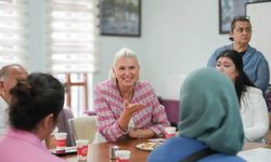 BAŞKAN SUBAŞI, DİKİŞ KURSUNDA KADINLARLA BULUŞTU