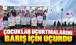 ÇOCUKLAR UÇURTMALARINI BARIŞ İÇİN UÇURDU