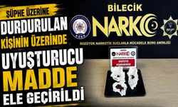 ŞÜPHE ÜZERİNE DURDURULAN KİŞİNİN ÜZERİNDE UYUŞTURUCU MADDE ELE GEÇİRİLDİ