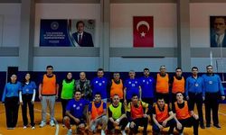 KURUMLAR ARASI VOLEYBOL TURNUVASI BAŞLADI
