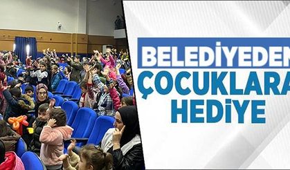 BELEDİYEDEN ÇOCUKLARA HEDİYE