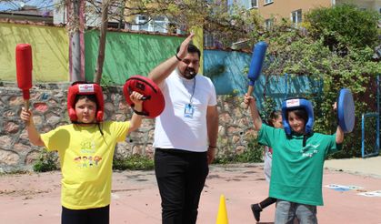 SINAV KOLEJİ’NDE GELENEKSEL OYUNLAR DİKKAT ÇEKTİ