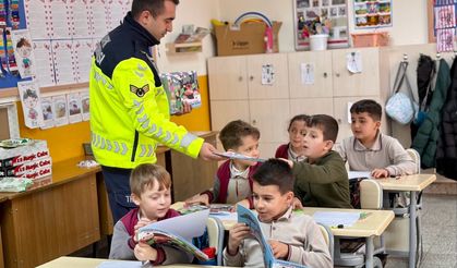 105 ÖĞRENCİYE OKUL SERVİSİ VE TRAFİK KURALLARI EĞİTİMİ