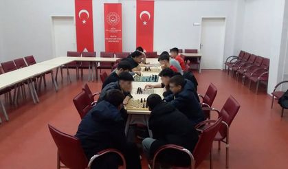 KORUMA ALTINDAKİ ÇOCUKLAR ARASINDA SATRANÇ TURNUVASI