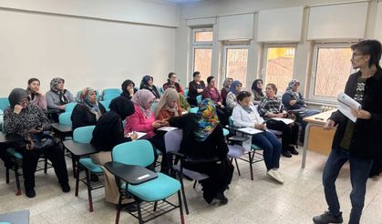 KURSİYERLERE KUMAR BAĞIMLILIĞI VE ÇOCUK YETİŞTİRME EĞİTİMİ