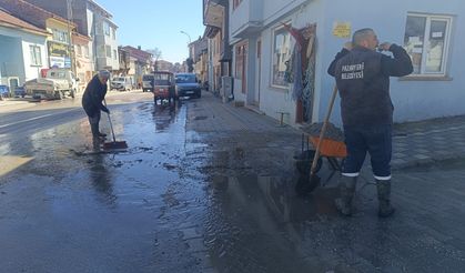 CADDE VE SOKAKLAR BAYRAMA HAZIR