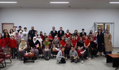 HUZUREVİNDE ANNELER GÜNÜNE ÖZEL ANLAMLI BULUŞMA