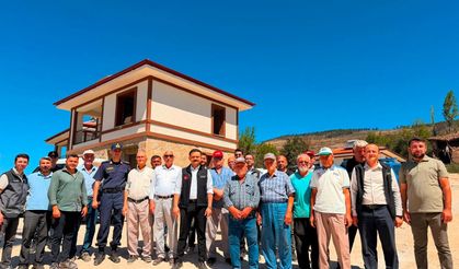KAYMAKAM TİTİZ YANGIN BÖLGESİNDE YAPIMI SÜREN KONUTLARI İNCELEDİ