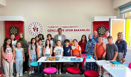 KAYMAKAM YAYABAŞI, GENÇLERLE BİR ARAYA GELDİ