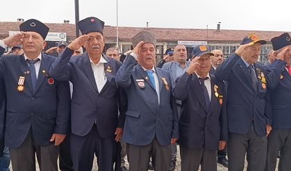 PAZARYERİ’NDE 19 EYLÜL GAZİLER GÜNÜ ANLAMLI TÖRENLE KUTLANDI