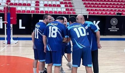 VOLEYBOL MAÇINDA KAZANAN AİLE VE SOSYAL HİZMETLER OLDU