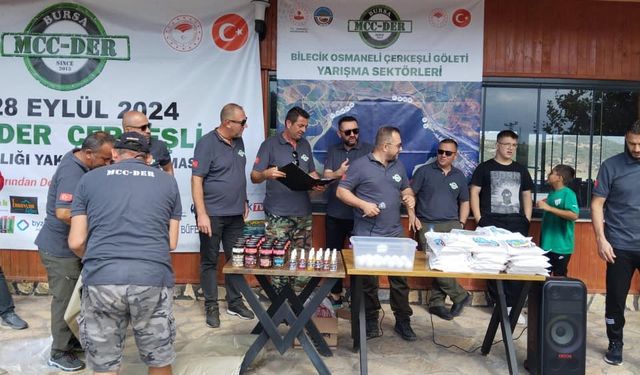 BİLECİK'TE 'SAZAN BALIĞI YAKALAMA YARIŞMASI'