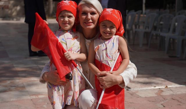 MELEK ABLALARINDAN ÇOCUKLARA ARA TATİL MÜJDESİ