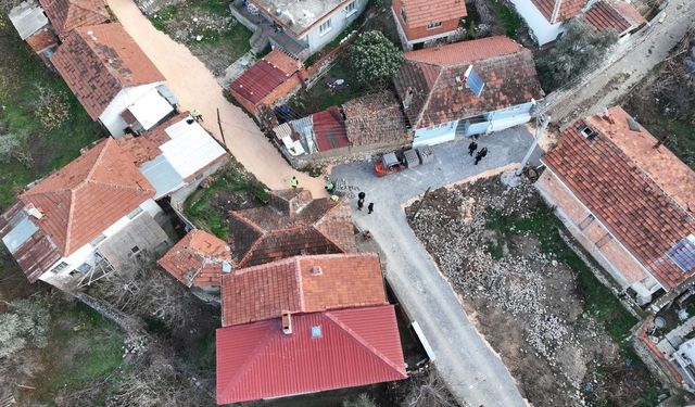 BİLECİK'TE PARKE TAŞI YAPIM ÇALIŞMALARINDA SONA GELİNDİ