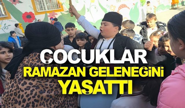 MİNİK ÖĞRENCİ DAVUL ÇALDI, MANİLER SÖYLEDİ