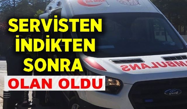İŞÇİ SERVİSTEN İNEN KİŞİYE MOTOSİKLET ÇARPTI