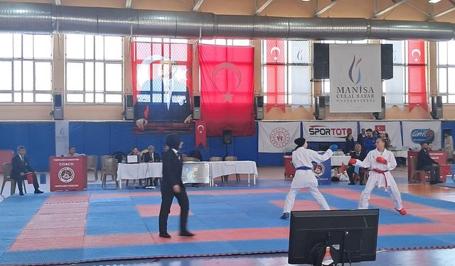 BŞEÜ'DEN TÜRKİYE ÜNİVERSİTELER KARATE ŞAMPİYONASI'NDA BAŞARI
