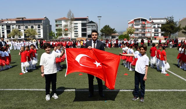 OSMANELİ’NDE 23 NİSAN COŞKUYLA KUTLANDI