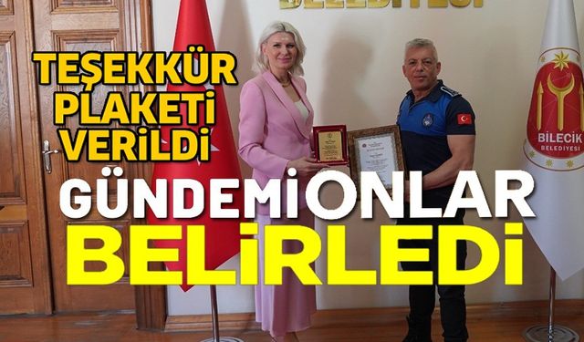 BİLECİK'TE BAŞARILI OPERASYONA İMZA ATAN ZABITALARA TEŞEKKÜR PLAKETİ VERİLDİ