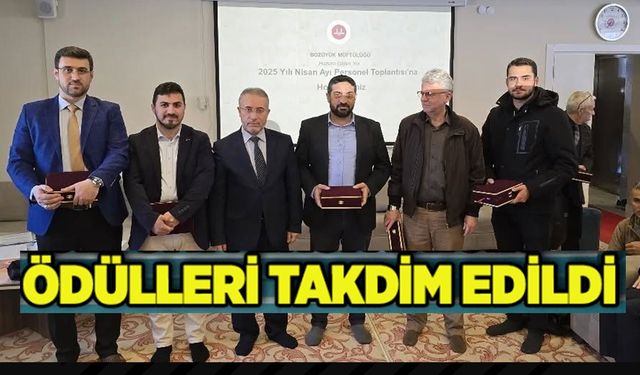 ÖDÜLLERİ TAKDİM EDİLDİ