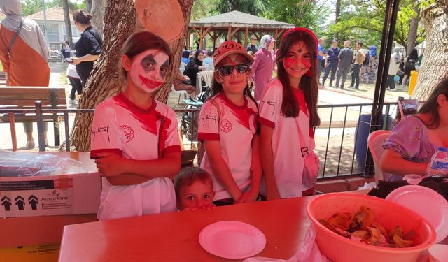 GAZİMİHAL İLK VE ORTAOKULU, MİHALFEST'İN 4'ÜNCÜSÜNE EV SAHİPLİĞİ YAPTI