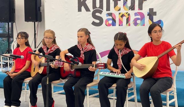 DÜZENLENEN KÜLTÜR VE SANAT GECESİ BÜYÜK BEĞENİ TOPLADI.