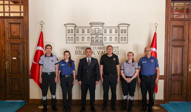 ÖZEL GÜVENLİK GÖREVLİLERİNİ KABUL ETTİ