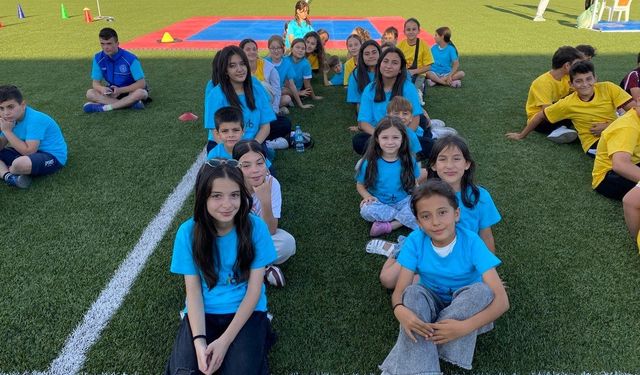 GÖLPAZARI'NDA GENÇLER SPORA VE EĞİTİME YAZ OKULUYLA ADIM ATIYOR