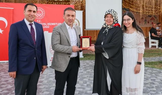 VALİ SÖZER'DEN KORUYUCU AİLELERLE BİR ARAYA GELDİ
