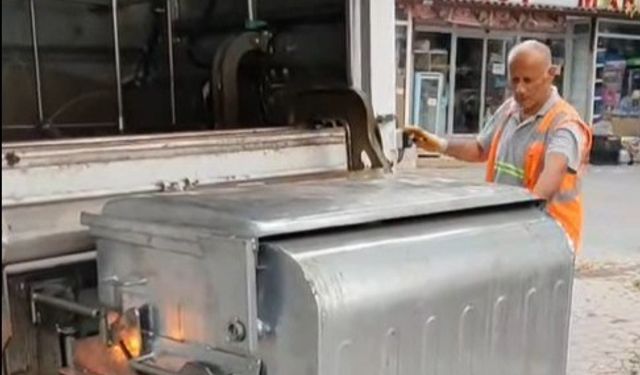 BAYIRKÖY'DE ÇÖP KONTEYNERLERİ DÜZENLİ OLARAK TEK TEK YIKANIP DEZENFEKTE EDİLİYOR