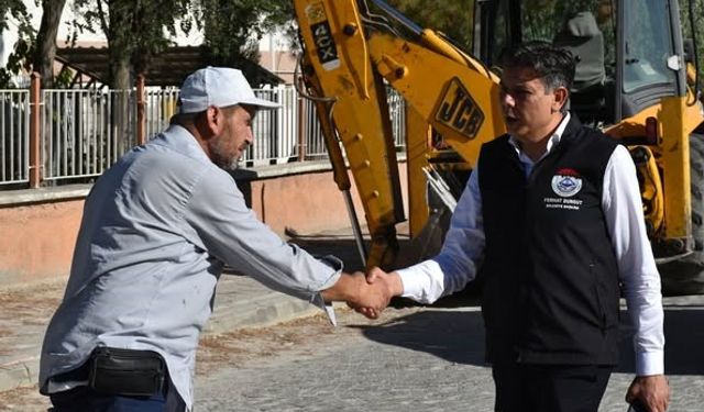 VATANDAŞ BİLDİRİYOR BELEDİYE HAREKETE GEÇİYOR