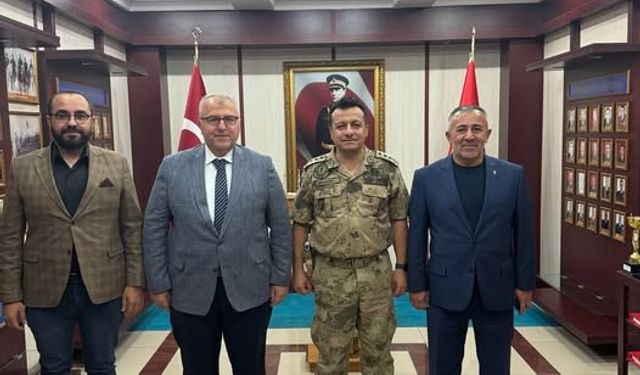 EĞİTİM ALAY KOMUTANI BOZKURT GÖREVİNE BAŞLADI