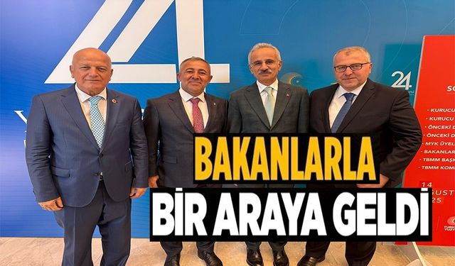 YILDIRIM, AK PARTİ'NİN 24’ÜNCÜ YILINDA BAKANLARLA ANKARA'DA BULUŞTU