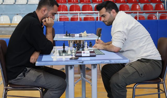 ZAFER BAYRAMI SATRANÇ TURNUVASI TAMAMLANDI