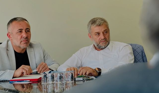 AK PARTİ'DE YATIRIMLAR VE PROJELER MASAYA YATIRILDI