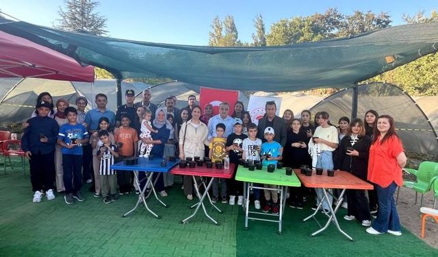 BOZÜYÜK SEVGİ EVİ ÖĞRENCİLERİ FİDE DİKTİ