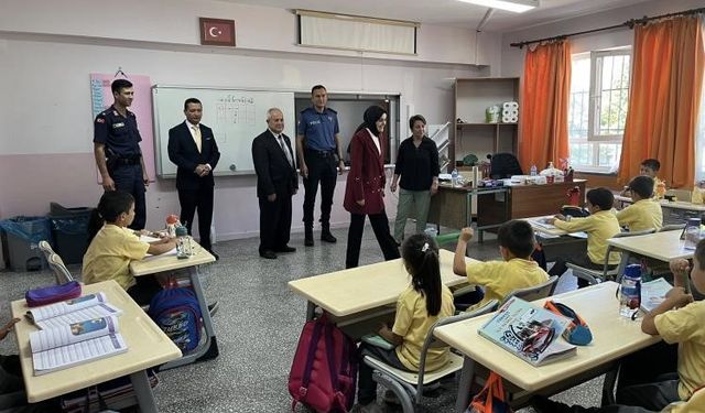 GÖLPAZARI KAYMAKAMI KILIÇ ÖĞRENCİLERLE BULUŞTU