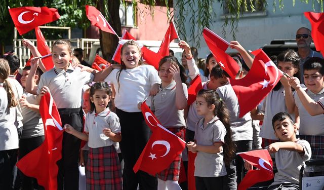 BOZÜYÜK’TE İLKÖĞRETİM HAFTASI KUTLANDI