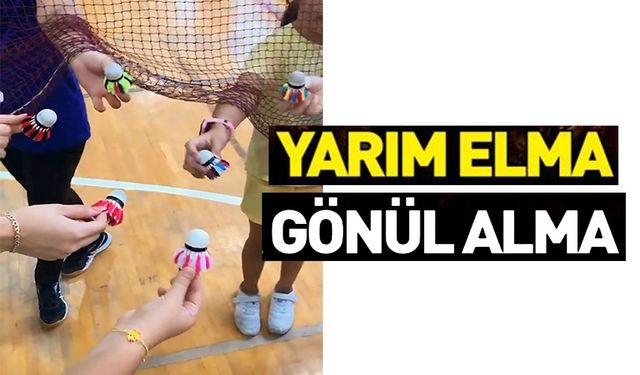 BADMİNTON KURSU RENKLİ ANAHTARLIKLARLA SONA ERDİ